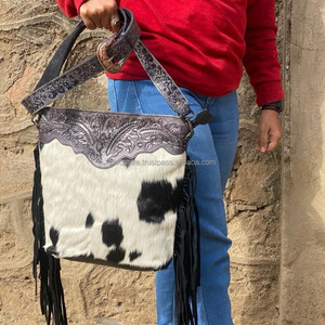 2025 nouveau Design usiné à la main en cuir véritable sac à main véritable peau de vache frange sac à bandoulière sculpture bohème Floral sacs à bandoulière pour femmes - Product Image 3