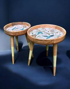 Ensemble de 2 tables basses gigognes de style moderne avec base pliable, design en chevrons, en bois de manguier rustique et métal, pour salon - Product Image 4