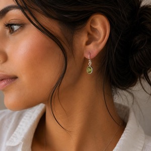 Boucles d'oreilles pendantes vintage faites à la main en argent sterling 925 plaqué rhodium avec quartz péridot ovale 6x8 mm serti clos, cadeau bijoux pour femme - Product Image 2