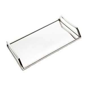 Plateau de service rectangulaire élégant en argent finition miroir, présentoir contemporain pour table - Product Image 1