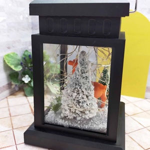 Lanterne LED orientale mignonne, panneaux solaires, décoration de maison DIY avec mini arbre, poupée animale en bois et plastique, décoration de maison de poupée colorée - Product Image 4