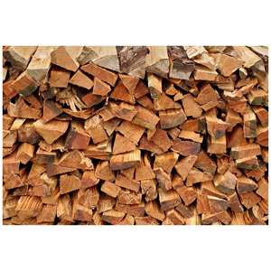 Bois de chauffage fendu séché au four, prêt à l'emploi, pour les cheminées, les barbecues et la cuisson en extérieur - Product Image 4