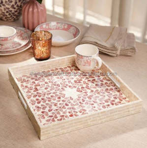 Plateau carré en nacre rose fabriqué à la main par ARTISAN CRAFT Produit d'artisanat naturel - Product Image 1