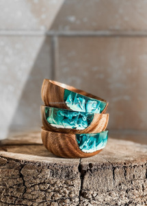 Bol en bois très demandé avec design en résine, idéal pour servir des aliments, design unique pour la décoration de table - Product Image 5