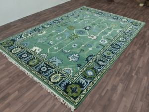 Alfombra de Lana Floral Oushak Anudada a Mano en Oferta |   Alfombra Hecha a Mano de Color Verde Pastel, Alfombra Decorativa Vintage para Sala de Estar - Product Image 4