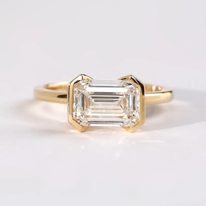 Bague de fiançailles élégante pour femme en or massif 14 carats avec diamants de laboratoire certifiés IGI, taille émeraude 1,00 carat, clarté VS1, couleur F - Product Image 1