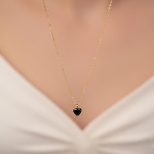 Colgante de Corazón de Obsidiana Negra, Colgante de Piedra Preciosa Plateado en Plata, Joyería de Cristal Delicada, Regalo de Energía Curativa - Product Image 2