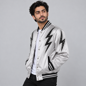 Chaqueta Varsity de Satén con Pedrería de Alta Calidad para Hombre, Chaqueta Bomber con Cristales y Puños Acanalados para un Estilo Casual - Product Image 3
