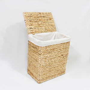 Panier à linge en jacinthe d'eau Artex Dong Thap avec couvercle et doublure en tissu - Product Image 6