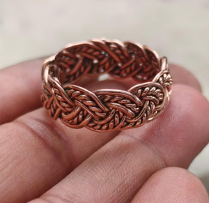 Bague magnétique en cuivre pur forgé à la main, motif double corde tressée, bijou de soulagement de la santé, vente en gros de qualité supérieure - Product Image 5