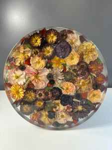 Bouquet de Mariée Personnalisé de Luxe Écologique en Résine Peinte à la Main pour Préservation Florale sur Table - Product Image 4