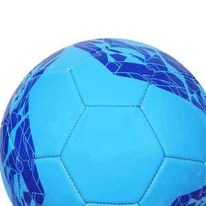 Balón de fútbol de nuevo diseño a precio económico, de alto rendimiento, color personalizado, tamaño personalizado pakistaní, material TPU. - Product Image 4