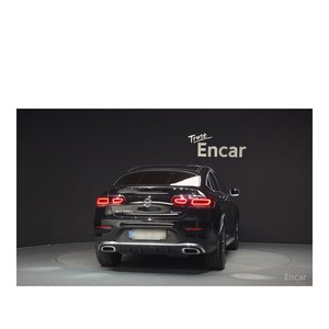 Mercedes-Benz GLC220 d 4MATIC Coupé, Modelo Marzo 2023, con 51,262 km, Caja de Cambios Automática, Combustible Diésel, Volante a la Izquierda, Cámara Trasera - Product Image 4