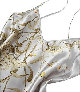 ชุดนอนผู้หญิงพิมพ์ลาย 4 ชิ้น คุณภาพสูง นุ่มสบาย แห้งเร็ว น้ำหนักเบา ทรงคลาสสิก มีไซส์พลัส สีสันตามสั่ง - Product Image 5