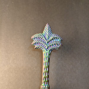 Couteau à beurre décoratif en acier inoxydable avec manche en forme de palmier arc-en-ciel irisé, pour tartiner de confiture et de fromage, idéal pour les fêtes sur le thème tropical - Product Image 4