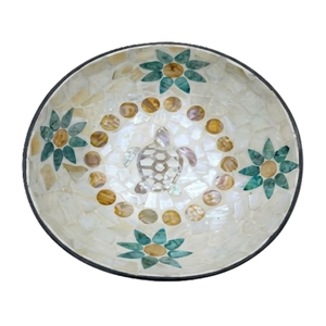 Vente en gros de bols en coquille de noix de coco gravés artisanallement, durables, uniques, polis, écologiques, avec des détails fins - Product Image 2