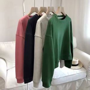 Sweat-shirt oversize pour femme, col rond, couleur unie, épaules tombantes, manches longues, en coton tricoté, pour l'hiver, avec badge - Product Image 6