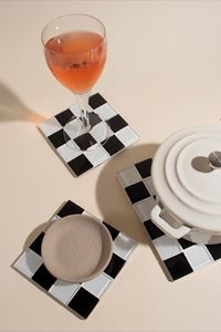 Juego de posavasos de mosaico de vidrio, cuadrados, con diseño de cuadrícula, modernos, resistentes al calor, accesorios para mesa - Product Image 3