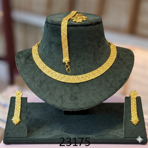 MOLL JEWELLERS - Conjunto de Collar y Pendientes de Aleación con Circonitas Florales de Última Moda para Mujer, Joyería de Compromiso y Boda, Chapado en Oro de 14K/24K - Product Image 4