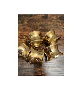 Porte-serviettes en métal élégant, conçu pour une décoration de table minimaliste avec des lignes épurées et une texture métallique de qualité supérieure - Product Image 1