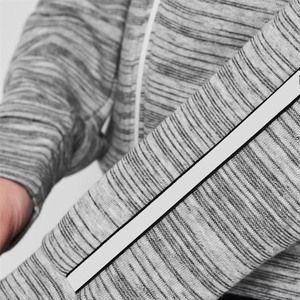 Sweat à capuche zippé personnalisé pour femme, en polaire brossée, avec ourlet côtelé, pour le week-end – Vêtements personnalisés d'usine OEM - Product Image 5