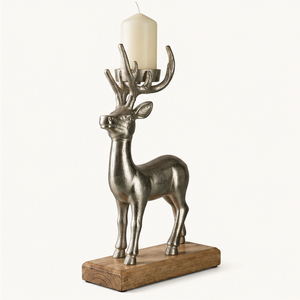 Portavelas de Aluminio Plateado Hecho a Mano con Base de Madera Moderna, Centro de Mesa Festivo Navideño, Decoración para el Hogar Ecológica - Product Image 4
