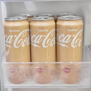 Boisson gazeuse Cocca-Colla sans sucre, saveur vanille, 320 ml, vente en gros pour l'exportation - Product Image 2