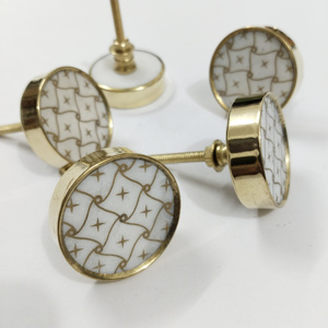 Nouveaux boutons de tiroir en marbre naturel rond en émail à motif de corde avec cadre en laiton pour cuisine et armoire pour armoires et commodes - Product Image 5