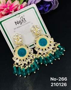 ต่างหูระย้าสไตล์อินเดียประดับลูกปัดและอัญมณีคุณภาพสูง ดีไซน์ทันสมัย น้ำหนักเบา สวยหรู - Product Image 2