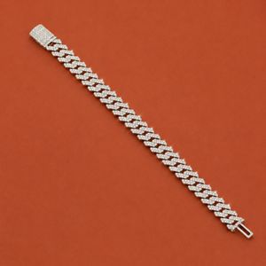 Bracelet de luxe en argent 925 avec moissanite, chaîne cubaine, coupe ronde brillante, pour un usage quotidien - Product Image 2