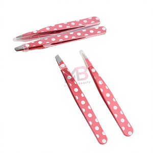 Pinzas para Cejas Inclinadas Rojas de Alta Calidad, Mini Portátiles, de Acero Inoxidable, Antiestáticas, con Mango Cómodo y Reutilizables - Product Image 5