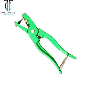 Alicates para Etiquetas de Oreja de Ganado, Herramienta Manual Veterinaria para la Identificación Animal, TARIQ CRAFTED INDUSTRIES - Product Image 2