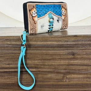Cartera de Viaje de Cuero con Bloqueo RFID para Mujer, con Cierre de Cremallera, Correa de Muñeca, Diseño Artesanal, Porta Teléfono Grande, Tipo Clutch - Product Image 4