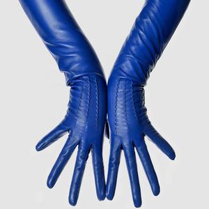 Gants en cuir PU bleus de style vintage, imperméables, à manches longues, en provenance du Pakistan - Product Image 3