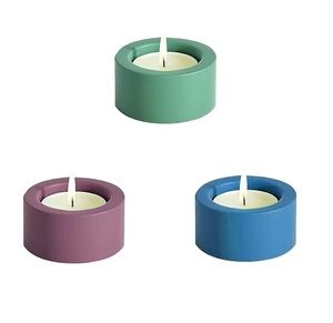 Pot à bougie unique en céramique rustique, fait main, écologique, durable, résistant à la chaleur, personnalisable, design moderne, décoration d'intérieur - Product Image 1