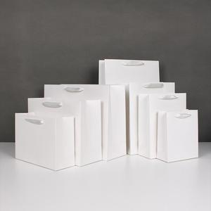 Bolsas de Papel Kraft Ecológicas de Lujo con Impresión Personalizada, Cierre Magnético, Cantidad Mínima de Pedido Baja, Logotipo Personalizado, Hecho en Guangdong - Product Image 5