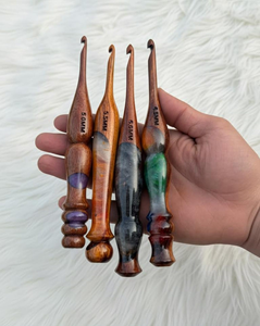 Wooden <b>Crochet</b> Awl with Blue Resin Inlay Smooth Round Handle Hand <b>Crochet</b> Accessory Fashion Style 20cm 3mm - Product Image 2