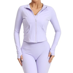 Conjunto de Ropa Deportiva para Mujer de 3 Piezas, Fabricación Profesional, Secado Rápido y Transpirable, Conjunto de Yoga sin Costuras con Patrón Sólido, 2026 - Product Image 3
