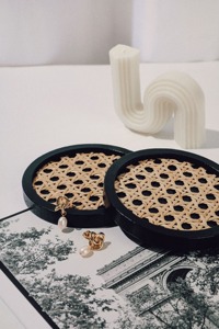 Juego de Posavasos Redondos de Ratán y Madera, Perfectos para la Protección de Muebles de Comedor, Fiestas, Eventos y Uso Diario, de la India - Product Image 2