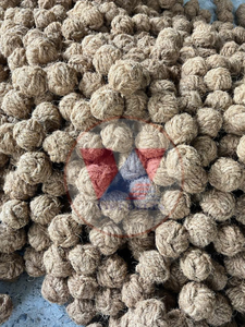 Pelota de fibra de coco para masticar para perros, pelota de cáscara de coco para masticar para perros, fabricante de juguetes ecológicos para mascotas de Vietnam ANGLE - Product Image 5