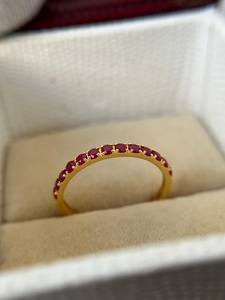 แหวนทับทิมธรรมชาติทรงกลม ดีไซน์หรูหรา เงินแท้ 925 ชุบทอง 14K แบบครึ่งวงกลม สำหรับขอแต่งงาน - Product Image 3