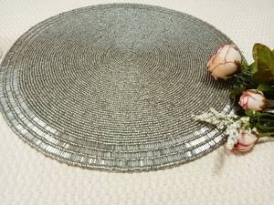 Sets de table décoratifs faits main avec perles, accessoires de table brodés de qualité supérieure pour une maison élégante, un restaurant, un hôtel et des événements - Product Image 3