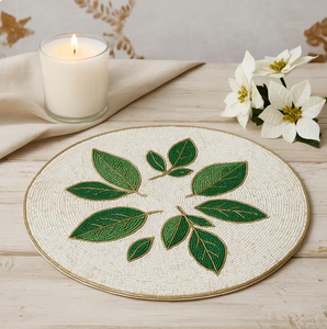 Salvamanteles con cuentas de bayas de acebo navideño, regalos de Blossom Craft India - Product Image 2