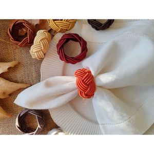 Juego de Servilleteros con Nudos Coloridos, Accesorio de Decoración de Mesa Hecho a Mano para Cenas Elegantes, Bodas y Fiestas en Casa - Product Image 4