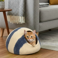 Lit pour chat en feutre de laine blanc bleu uni moderne - Maison pour animaux de compagnie fermée écologique pour l'intérieur |   Emballage en carton confortable