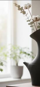 Jarrón Abstracto Negro Moderno para Flores de Algodón y Tallos de Eucalipto, Decoración para Mesa de Sala de Estar, Centro de Mesa y Regalo - Product Image 6