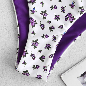 Conjunto de bikini con estampado floral para mujer, top push-up, parte inferior tipo tanga, ribete en contraste, traje de baño elástico de 2 piezas - Product Image 3