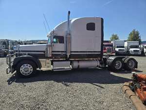 Camion tracteur diesel 6x4, poids lourd, véhicule commercial pour le transport de marchandises à haute capacité logistique - Product Image 6