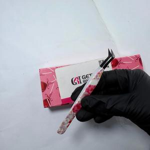 Extensiones de pestañas de 90 grados, 10 mm, con punta de fibra suave, de acero inoxidable recubierto de papel floral. - Product Image 1