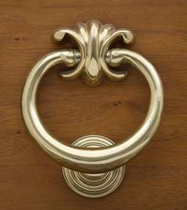 Battant de porte artisanal en laiton massif pour portail principal, battant de porte en laiton de style vintage pour entrée de maison, battant de porte de luxe en laiton - Product Image 1